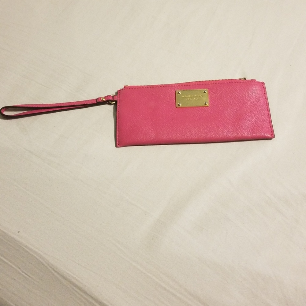 Michael Kors wristlet